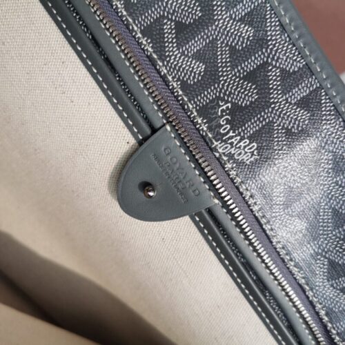 Alternative view of Goyard Artois PM Grey