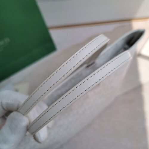 Alternative view of Goyard Artois PM White