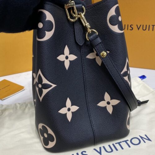 Alternative view of LV NeoNoe BB Black