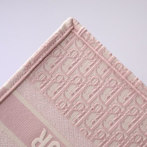 Alternative view of Dior Tote Book Pink
