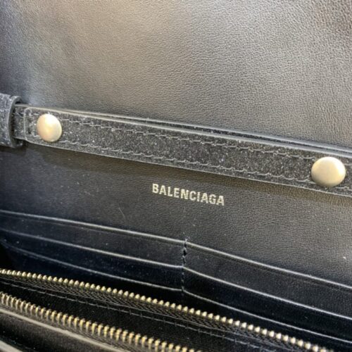 Alternative view of Balenciaga Hourglass On Chain Shine Black