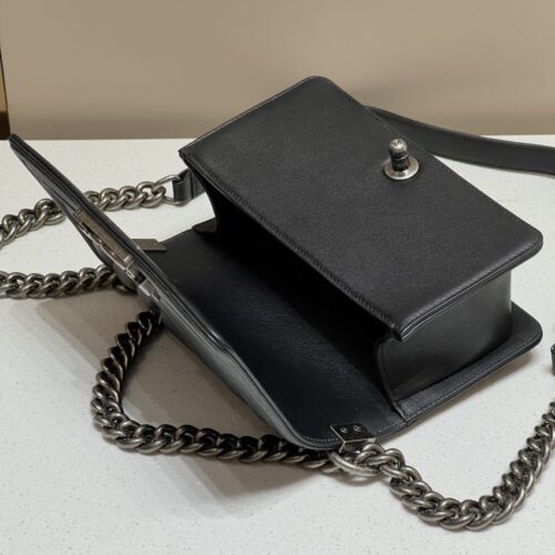 Alternative view of CHANEL Le Boy V Black - Silver