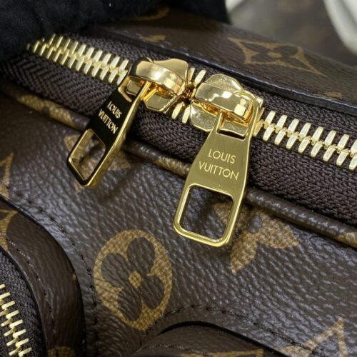 Alternative view of LV Utility Crossbody