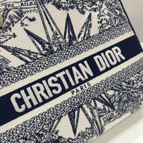 Alternative view of Lady Dior  D-Lite Blue Star