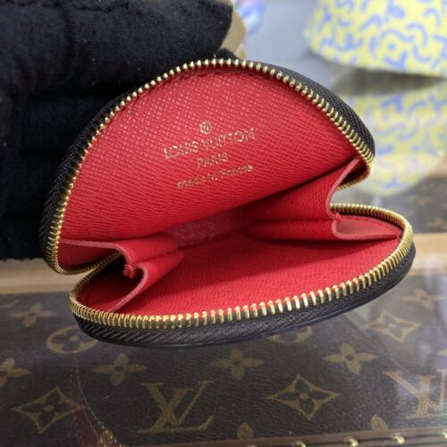 Alternative view of LV OnTheGo PM Brown