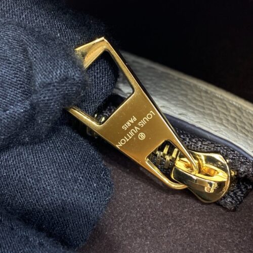 Alternative view of LV Nano Diane Satchel