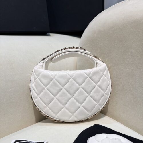 Alternative view of CHANEL 23c Pouch White
