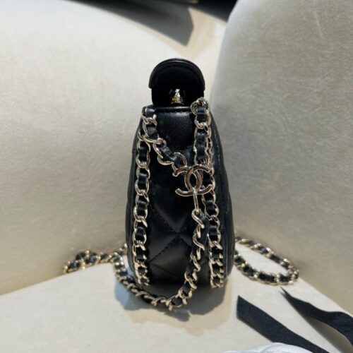 Alternative view of CHANEL 23P Chain Around Crescent Hobo