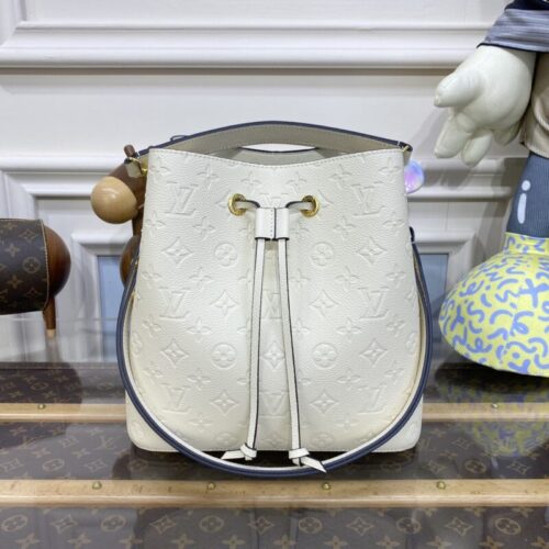 LV Noe  Bucket White MM
