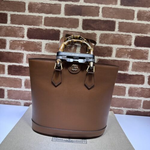 Gucci  Diana Medium Tote Bag Brown