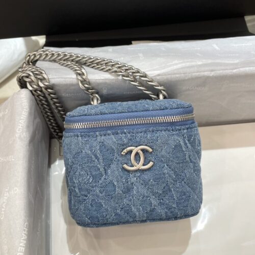 CHANEL 23P Lipstick Bag Denim
