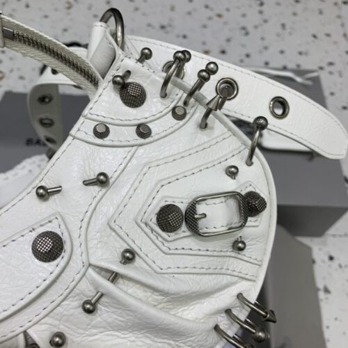 Alternative view of Balenciaga Le Cagole White