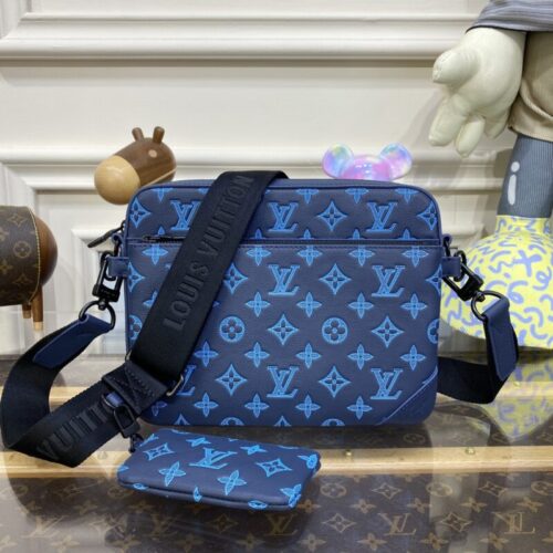 LV Trio Messenger Blue