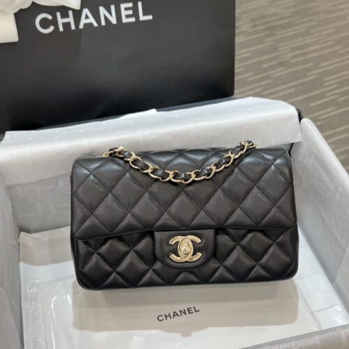 CHANEL Classic Flap 20cm Black