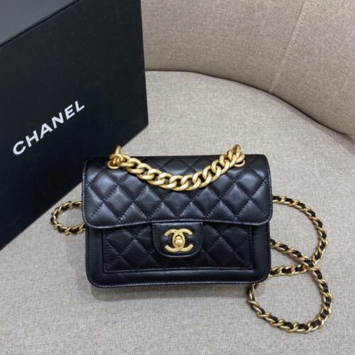 CHANEL 23S Messenger Bag