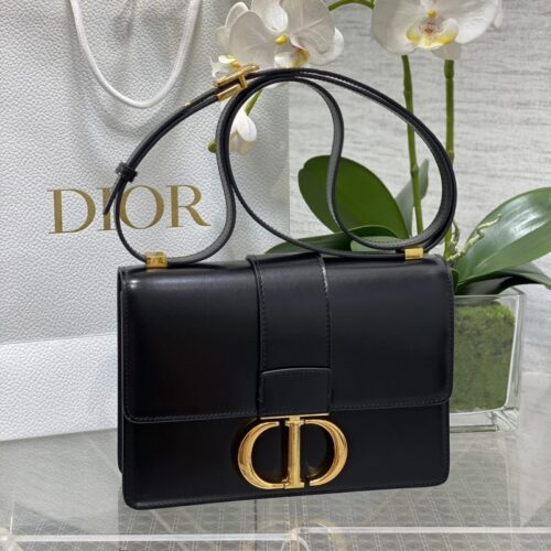 Dior 30 Montaigne Back