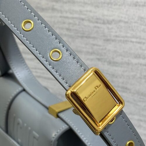 Alternative view of Dior 30 Montaigne Blue