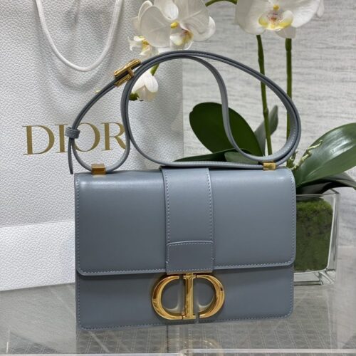 Dior 30 Montaigne Blue