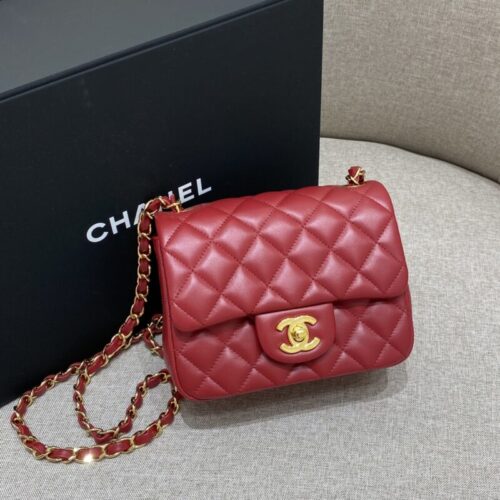 CHANEL Classic Flap 17cm Red