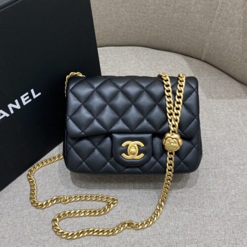 CHANEL Camellia Flap Black