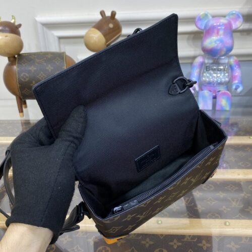 Alternative view of LV Steamer Wearable Wallet Brown&Yellow