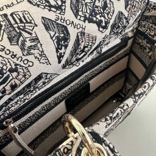 Alternative view of Lady Dior  D-Lite Beige Paris