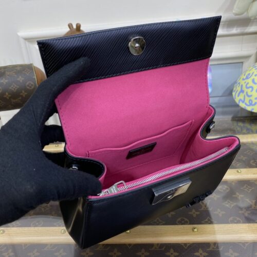 Alternative view of LV Cluny Mini Black