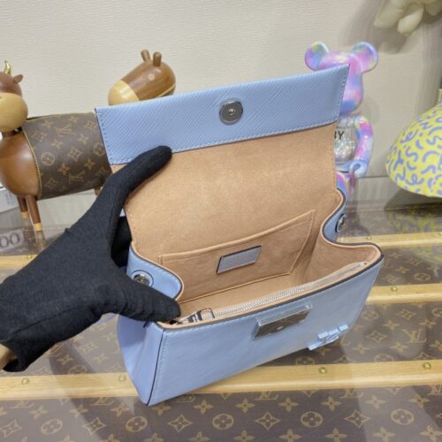 Alternative view of LV Cluny Mini Sky Blue