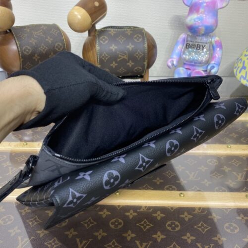 Alternative view of LV Pochette S-Lock