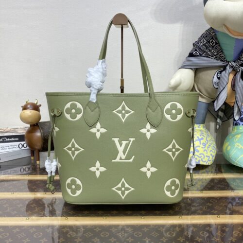 LV Neverfull MM Green