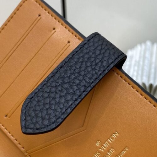 Alternative view of LV Vertical Compact Wallet Black