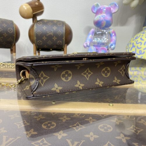 Alternative view of LV Wallet On Chain Lily Brown