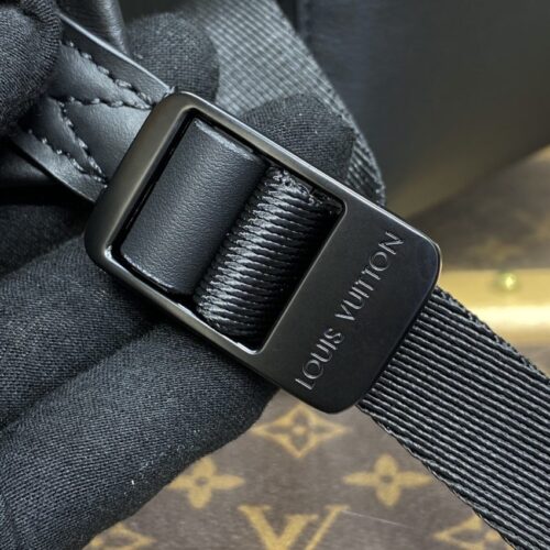 Alternative view of LV Discovery Backpack Full Black