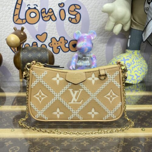 LV Easy Pouch Apricot