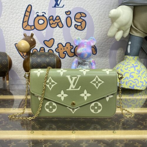 LV Félicie Pochette Green