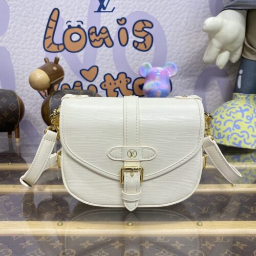 LV Saumur White
