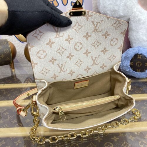Alternative view of LV Pochette Metis East West Pink