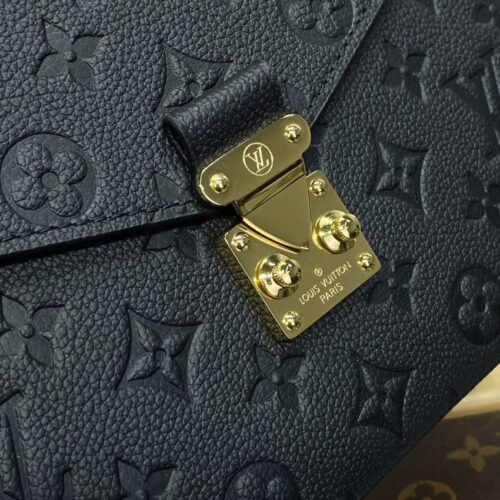 Alternative view of LV Pochette Metis Black
