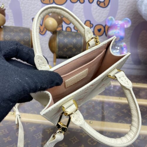 Alternative view of LV Sac Plat Petit Pink