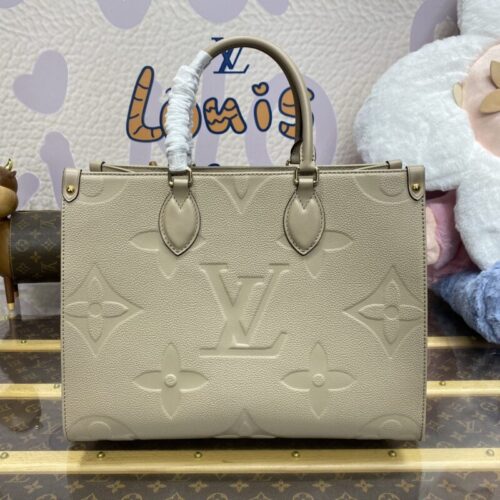 LV OnTheGo Beige