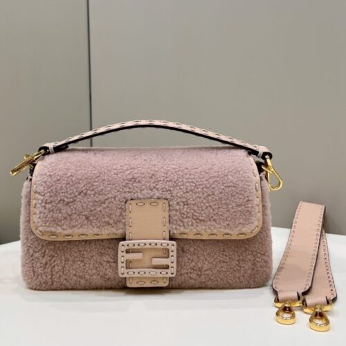 Fendi Baguette Pink Wool