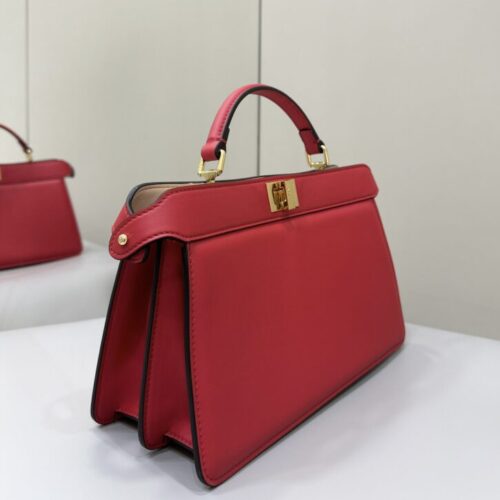 Alternative view of Fendi Peekaboo Large Red