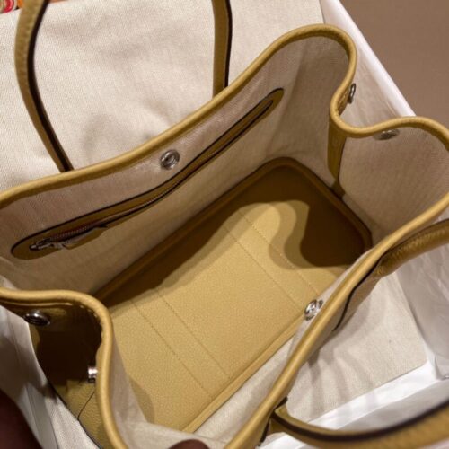 Alternative view of Hermes Garden Party 30cm Cardamon Grey