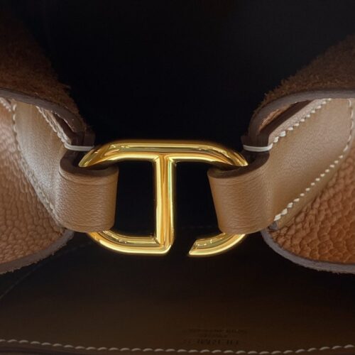 Alternative view of Hermes The Loop Brown