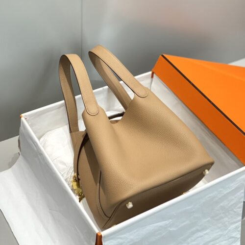 Alternative view of Hermes Picotin Lock Milk Tea