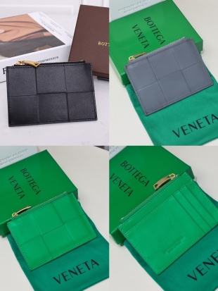 Bottega Veneta Large Zipper Card Holder
