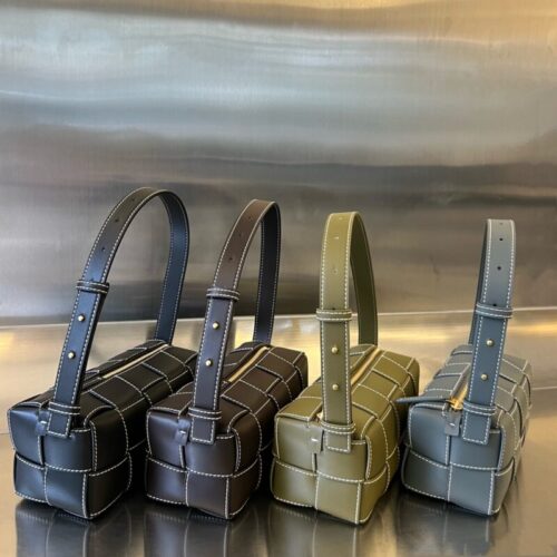 Bottega Veneta  Cassette Brick Small