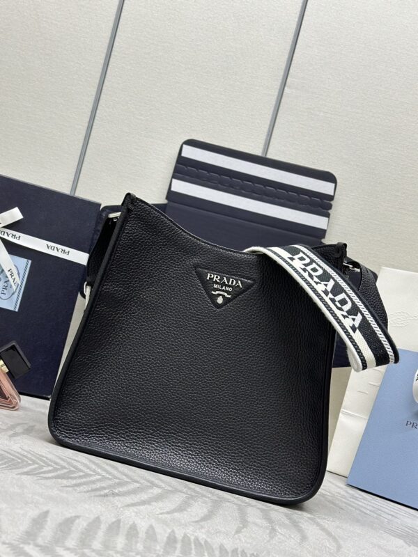 Prada  Saffiano Tote Black