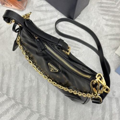 Alternative view of Prada  Re-Edition 2002