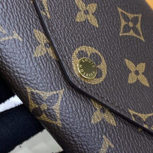 Alternative view of LV Sarah Wallet Brown